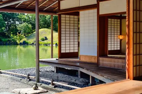 Bringing Serenity Home: The Perfect Guide to Japanese-style Home Decorating